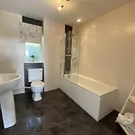 Hotel Uplands