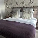 Hotel Uplands